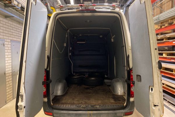 Volkswagen Crafter L2H3 2.5tdi 2009 - Image 10